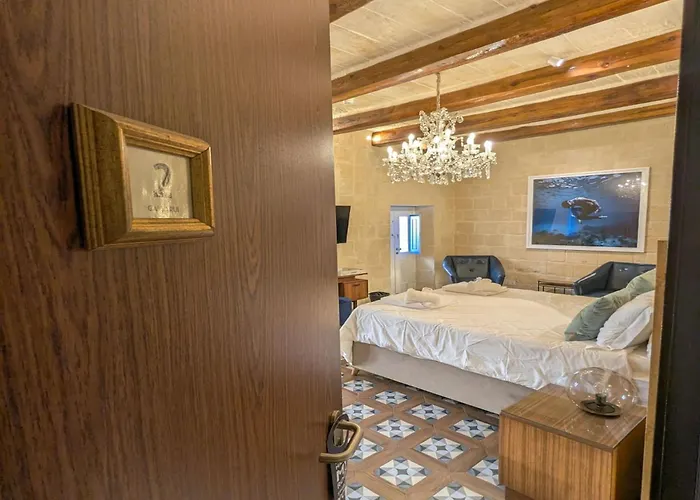 Senglea Suites