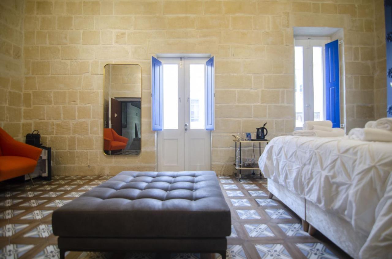 Senglea Suites Hotel